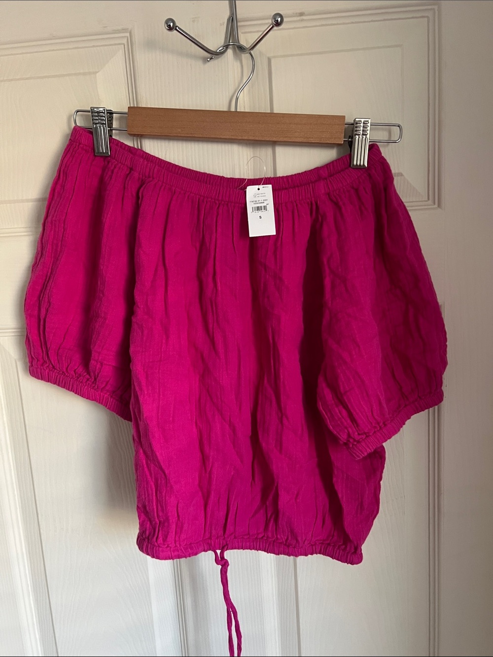 GAP Fuchsia Pink Off-Shoulder Jumpsuit - Picture 5 of 7